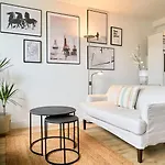 Appartement Une Chambre Proche Metro